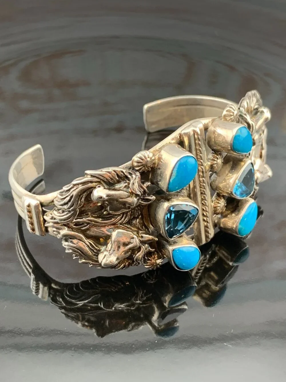 Horse Navajo Native American 925 Silver Turquoise Blue Topaz Running Bear J1424